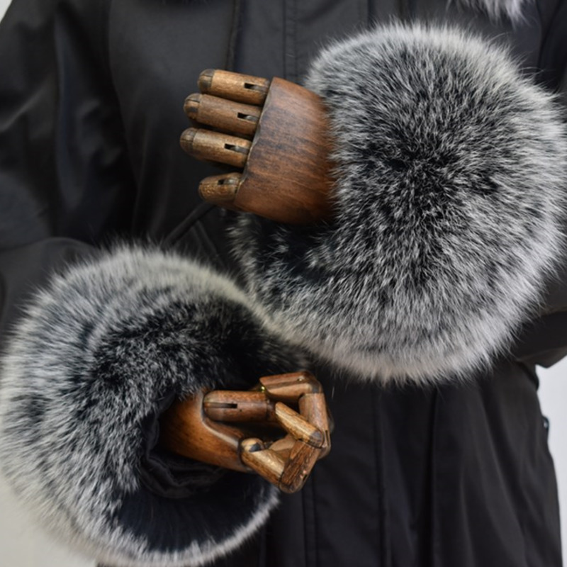 Polsini in pelliccia di volpe  - Winter Clothing Pk recensione e prezzo